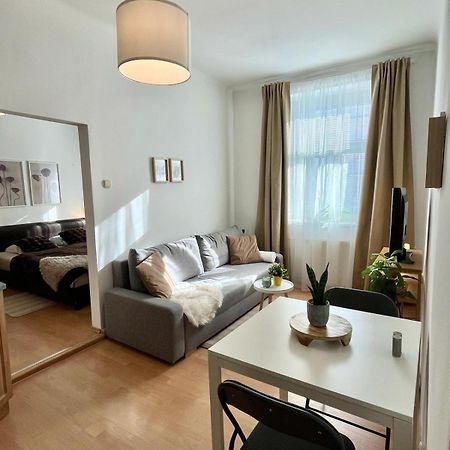 ברטיסלאבה Apartment Caroline - Old Town, Ac מראה חיצוני תמונה