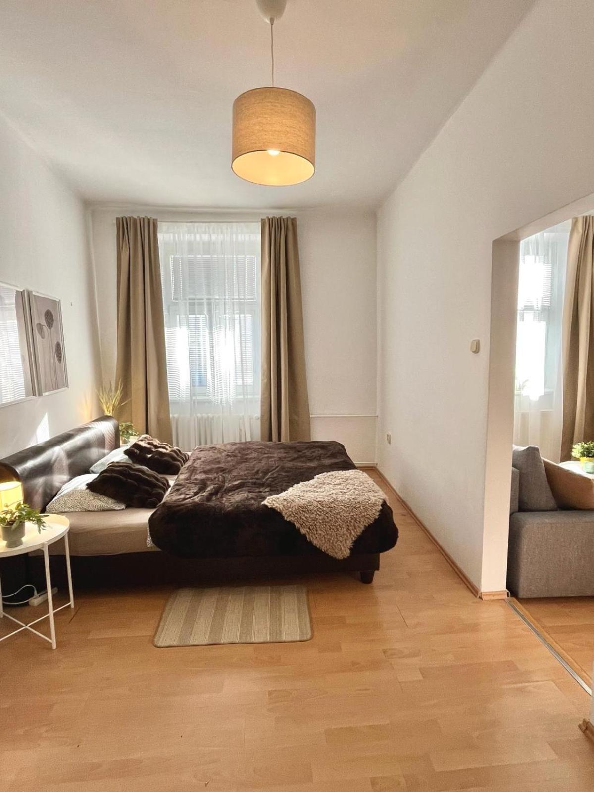ברטיסלאבה Apartment Caroline - Old Town, Ac מראה חיצוני תמונה