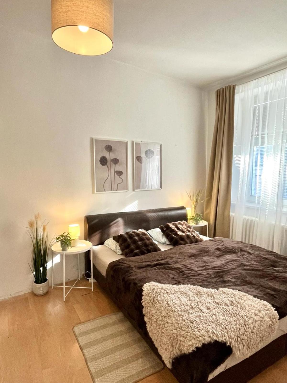 ברטיסלאבה Apartment Caroline - Old Town, Ac מראה חיצוני תמונה